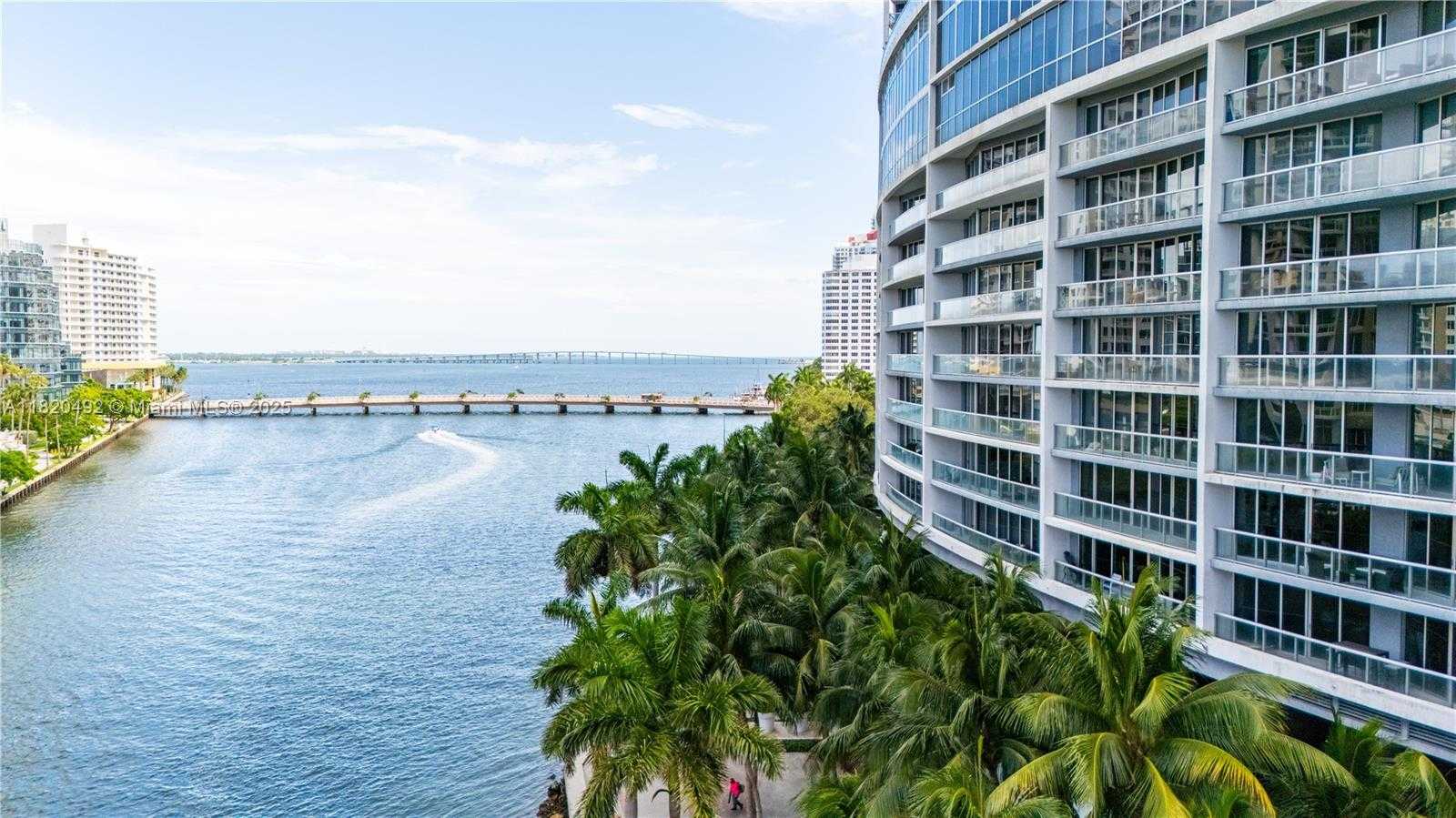 Small Image of 465 BRICKELL AVE #417, Miami Number 4