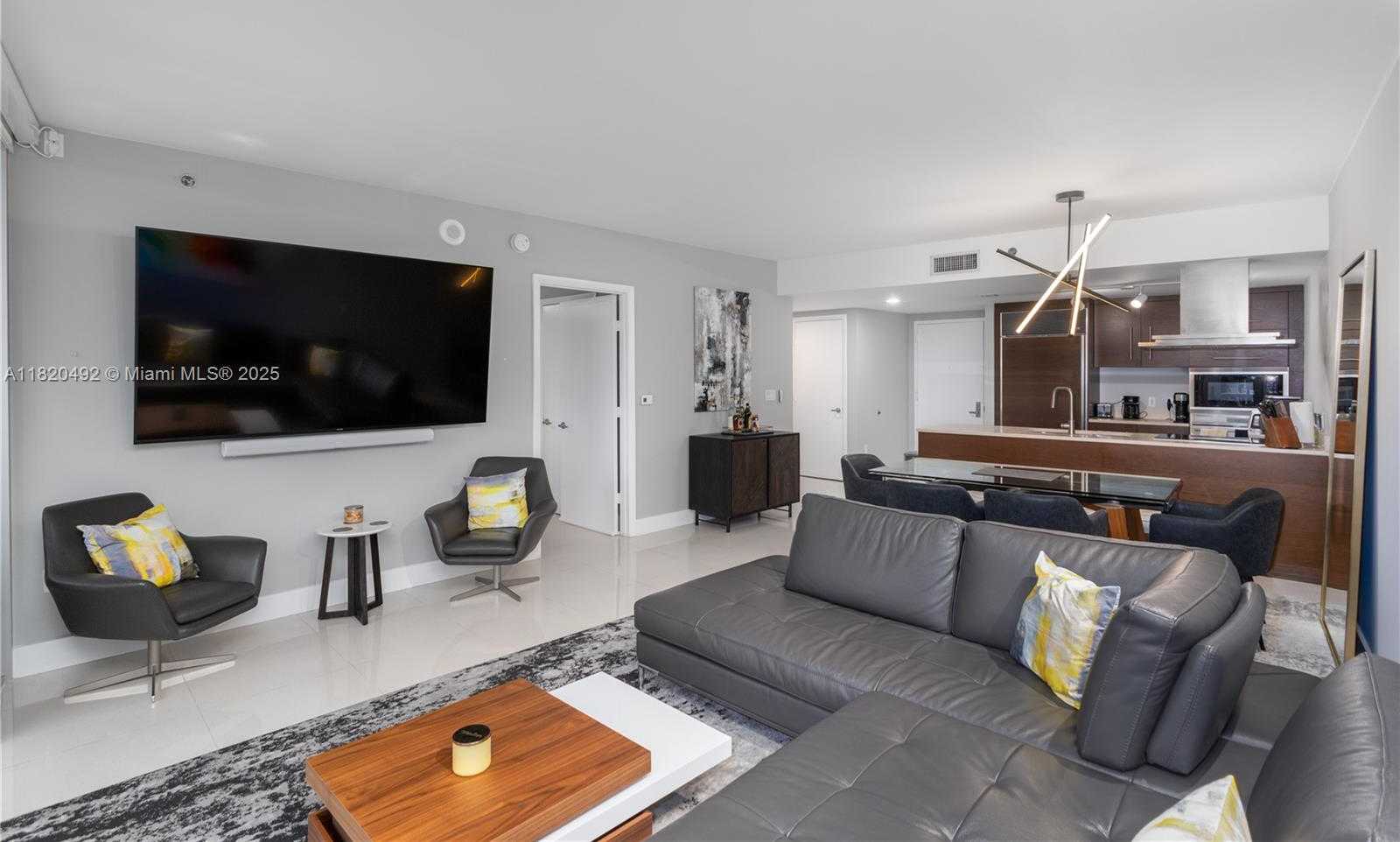 Small Image of 465 BRICKELL AVE #417, Miami Number 5