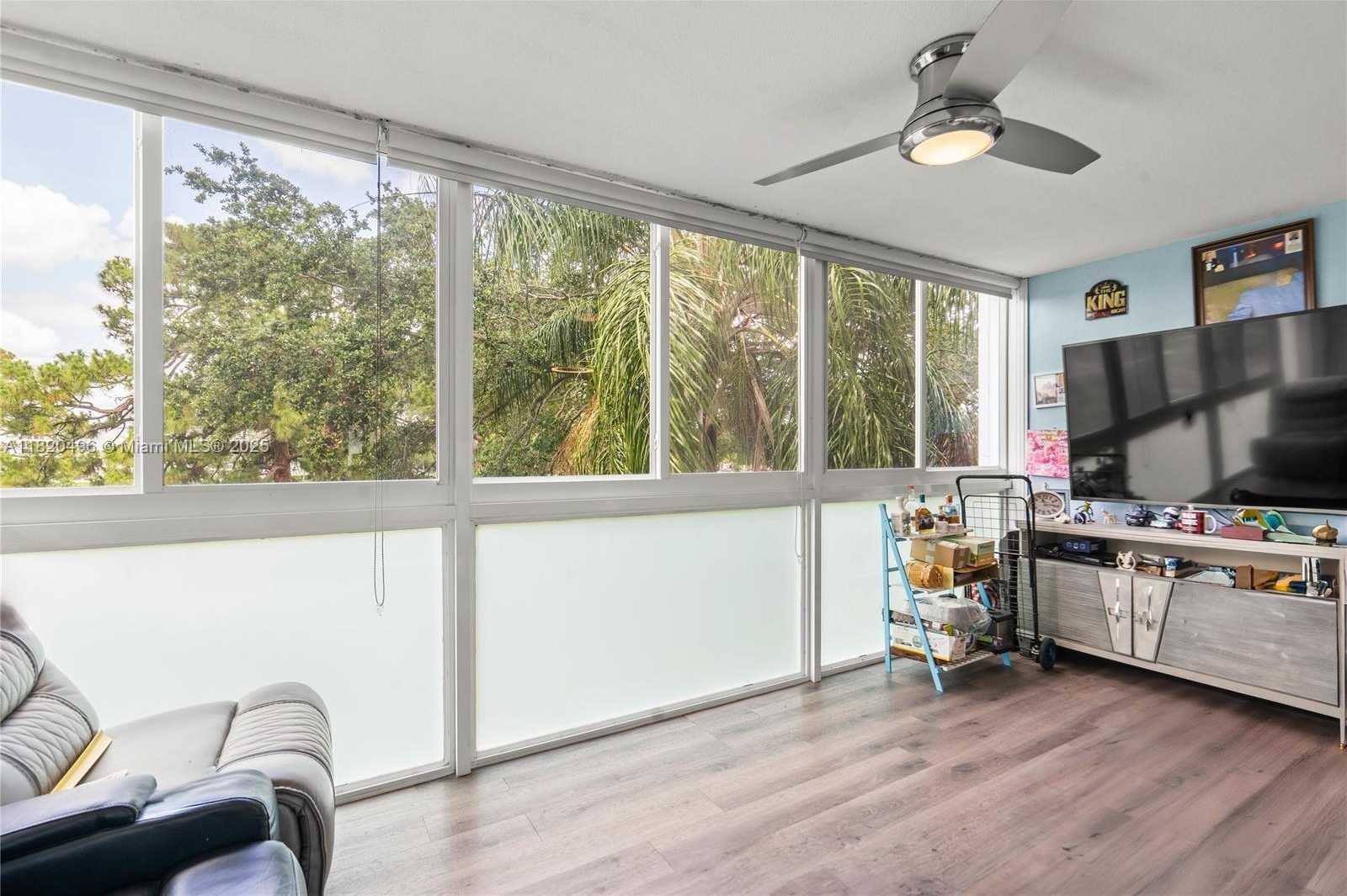Small Image of 3021 ELLESMERE B #3021, Deerfield Beach Number 12