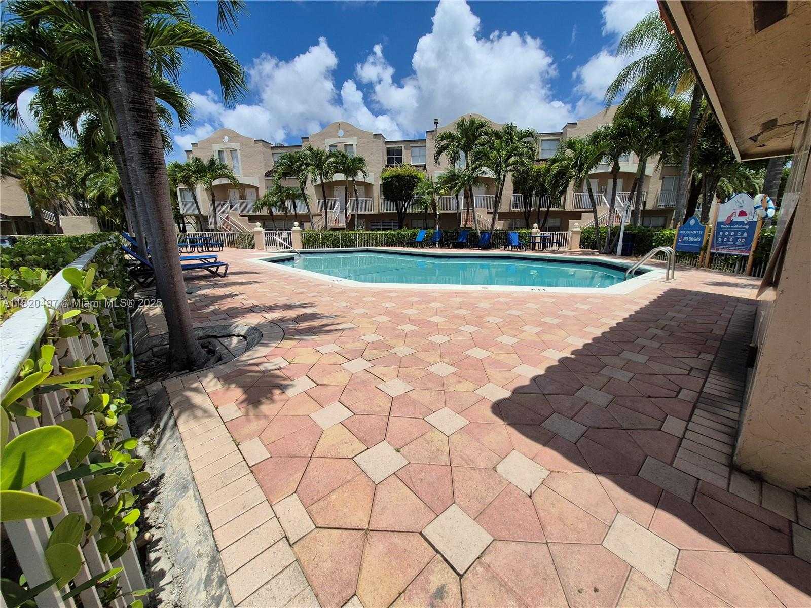 Small Image of 8660 NORTH WEST 6TH LN #5-206, Miami Number 10