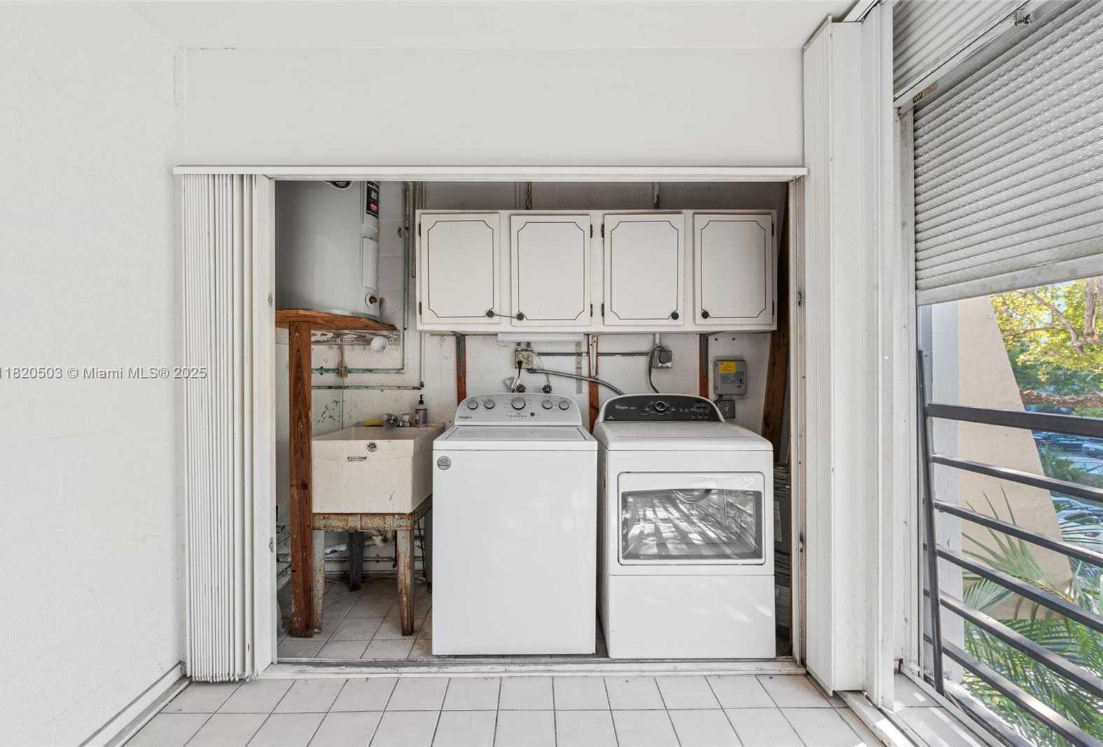 Small Image of 20291 NORTH EAST 30TH AVE #PH20, Aventura Number 18
