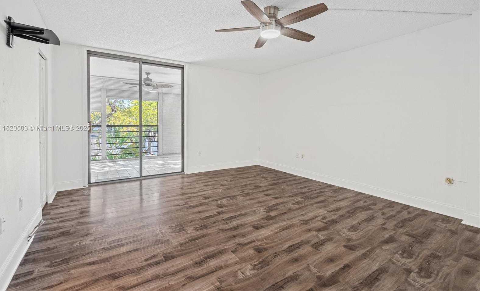 Small Image of 20291 NORTH EAST 30TH AVE #PH20, Aventura Number 20