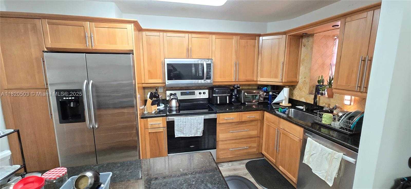 Small Image of 20291 NORTH EAST 30TH AVE #PH20, Aventura Number 3