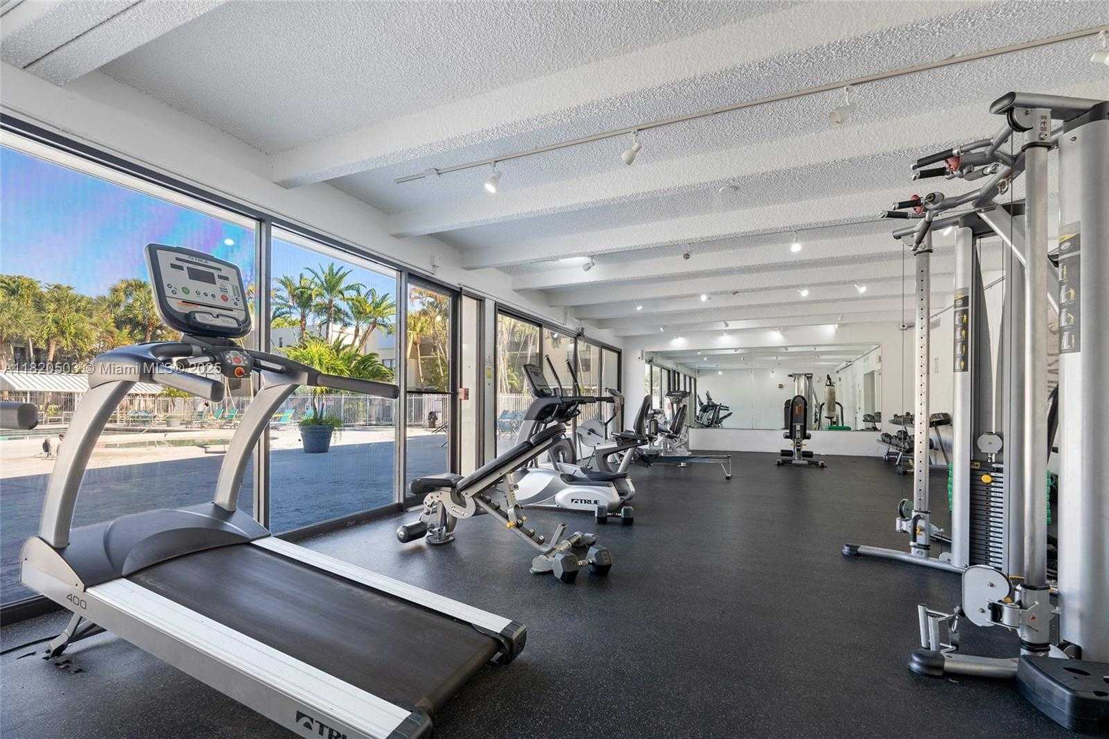 Small Image of 20291 NORTH EAST 30TH AVE #PH20, Aventura Number 41