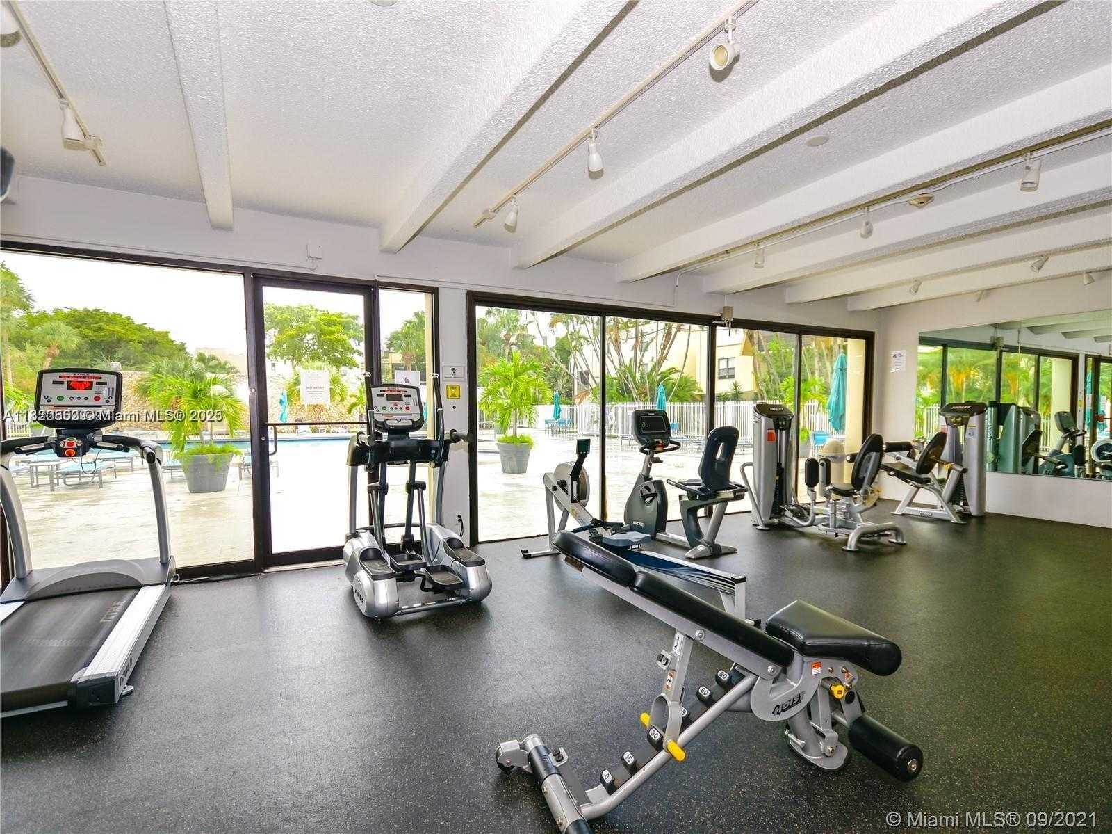 Small Image of 20291 NORTH EAST 30TH AVE #PH20, Aventura Number 42