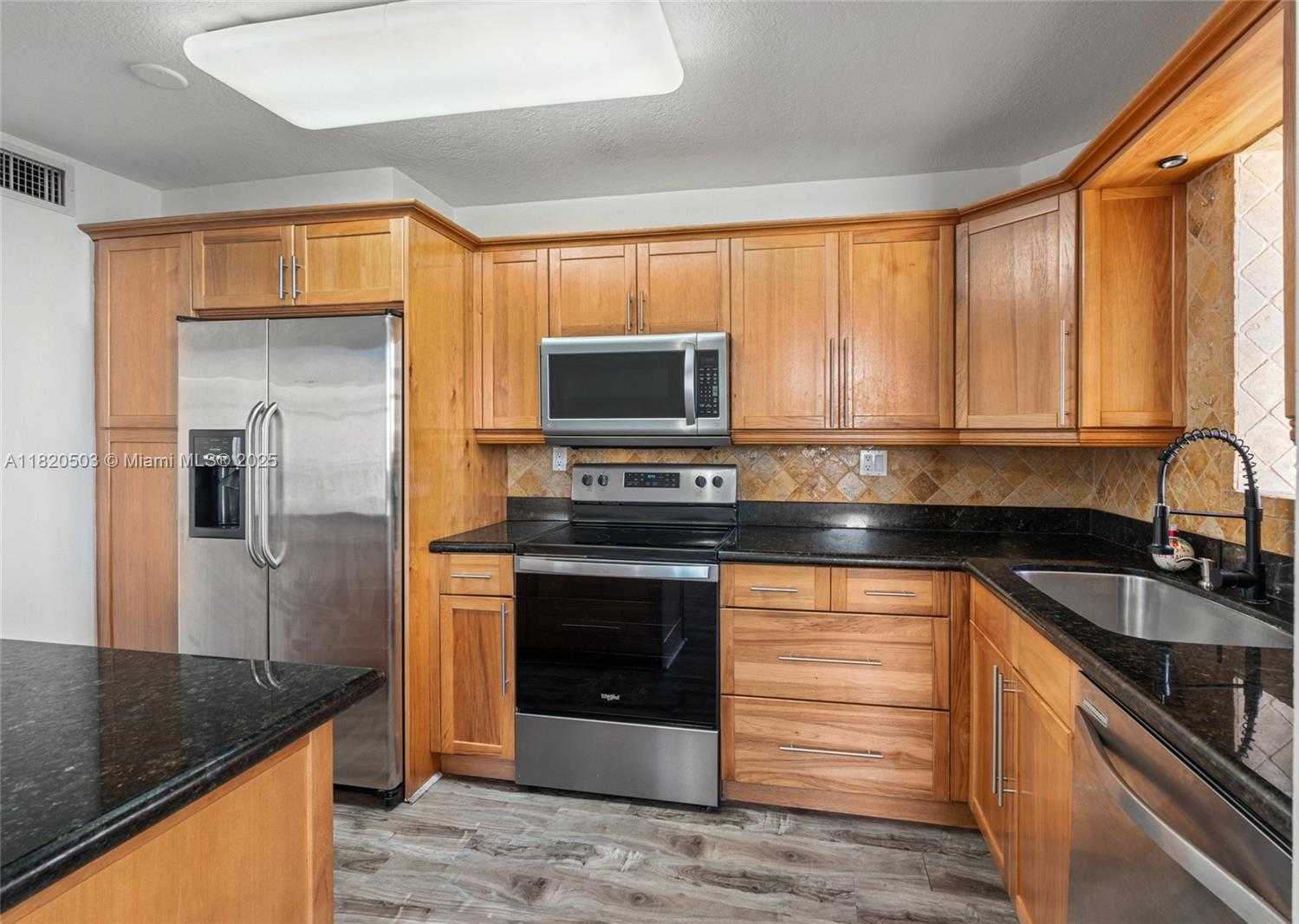 Small Image of 20291 NORTH EAST 30TH AVE #PH20, Aventura Number 5