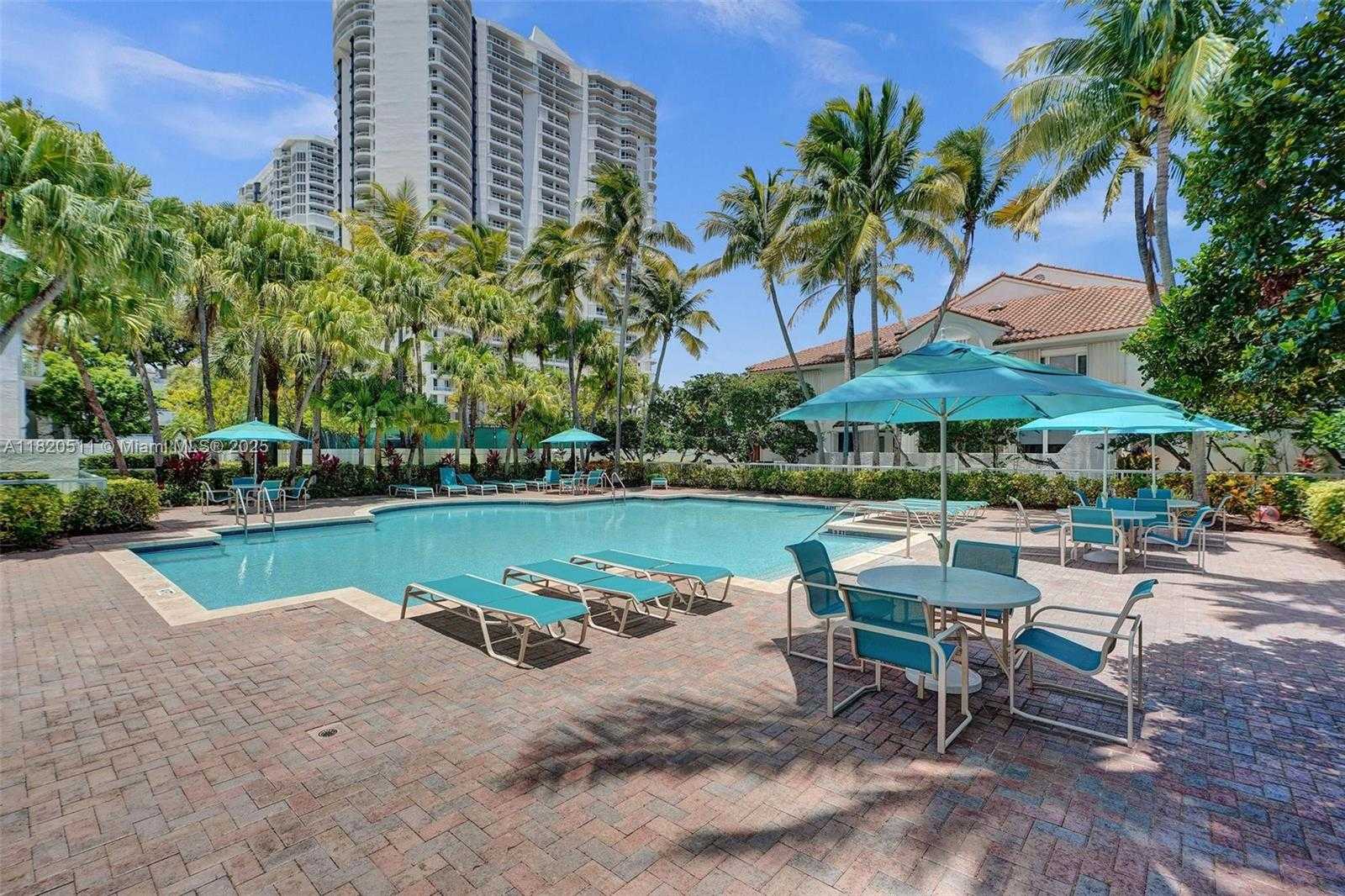 Small Image of 20939 NORTH EAST 37TH CT, Aventura Number 28