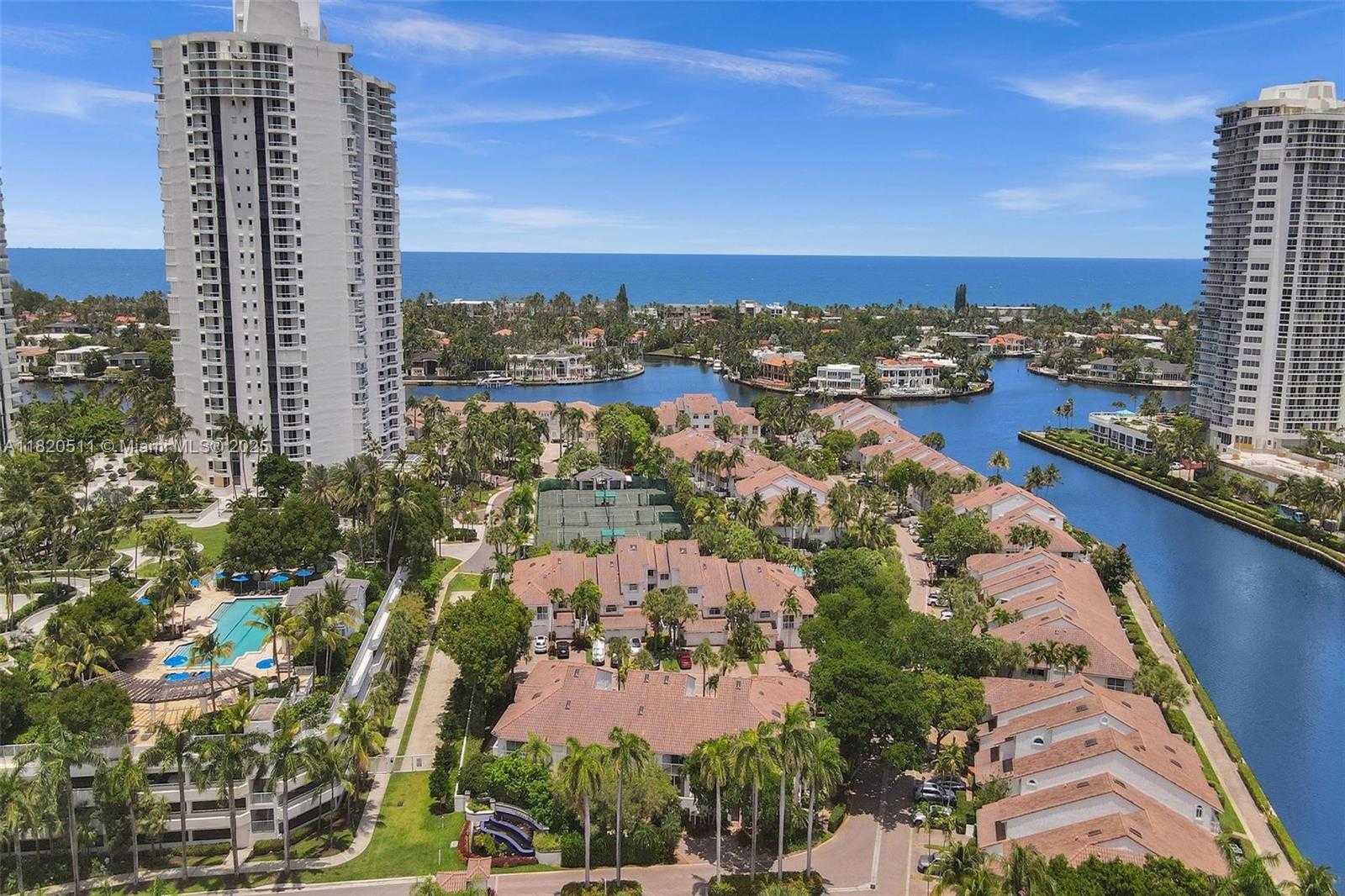 Small Image of 20939 NORTH EAST 37TH CT, Aventura Number 4