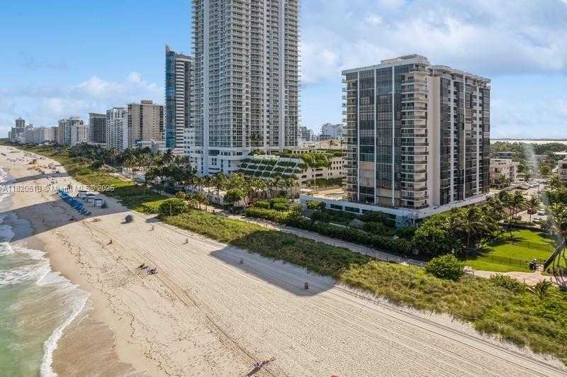Small Image of 6423 COLLINS AVE #1605, Miami Beach Number 33