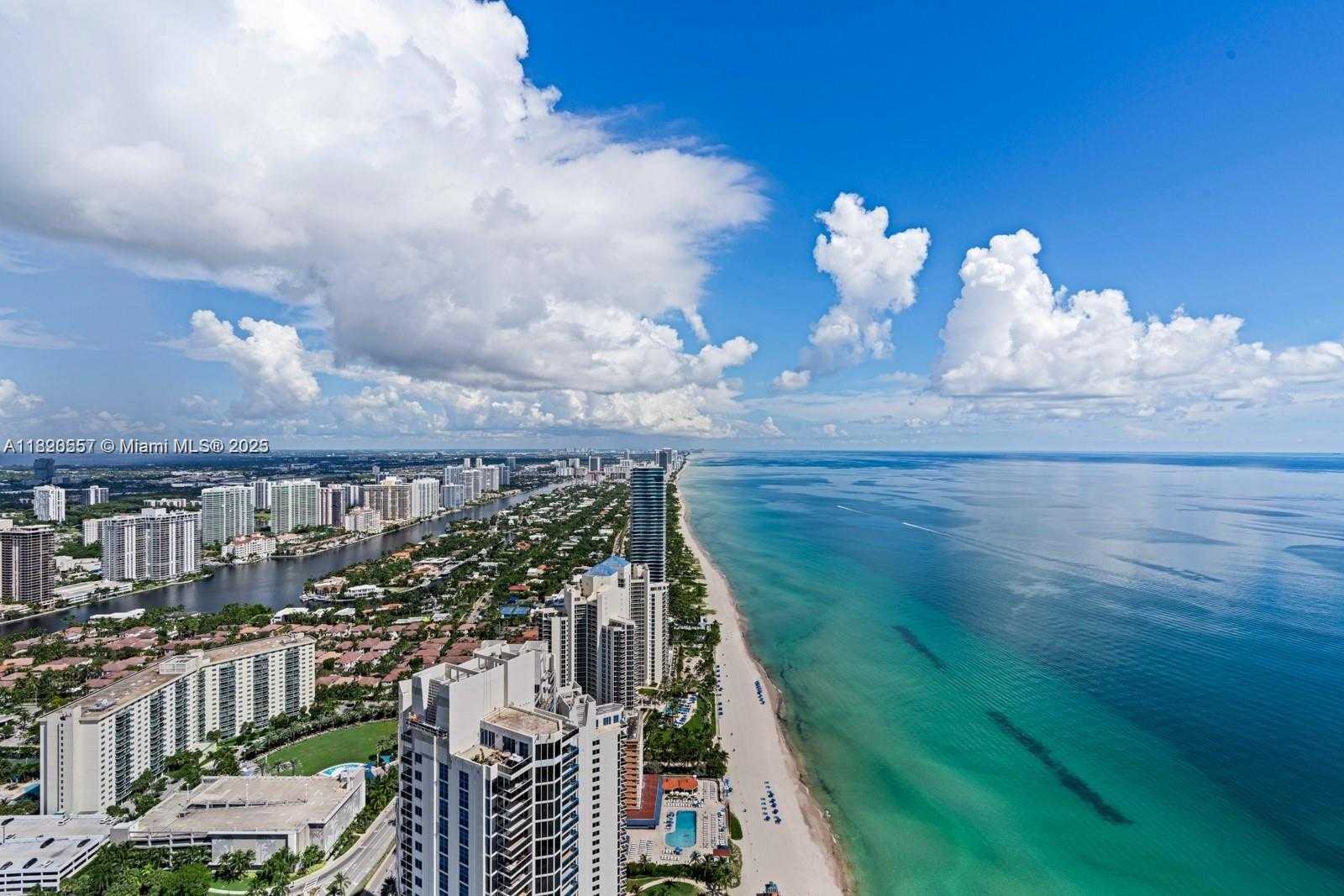 Small Image of 18975 COLLINS AVE #5000 + Cabana #22, Sunny Isles Beach Number 32
