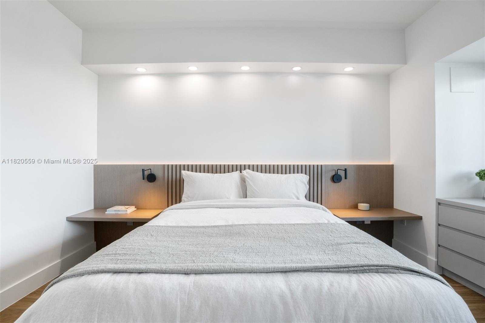 Small Image of 650 NORTH EAST 32ND ST #1904, Miami Number 16