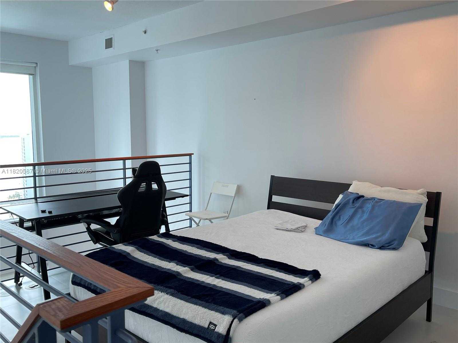 Small Image of 60 SOUTH WEST 13TH ST #2606, Miami Number 14