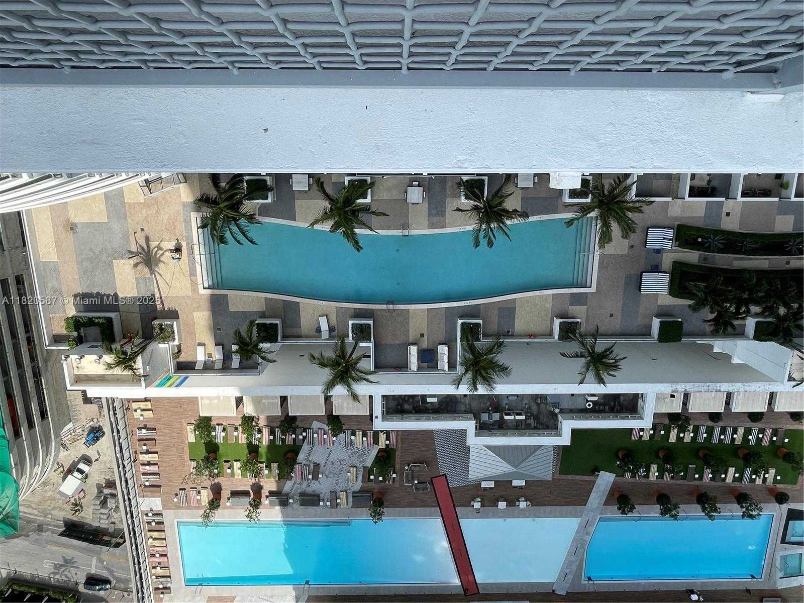 Small Image of 60 SOUTH WEST 13TH ST #2606, Miami Number 24