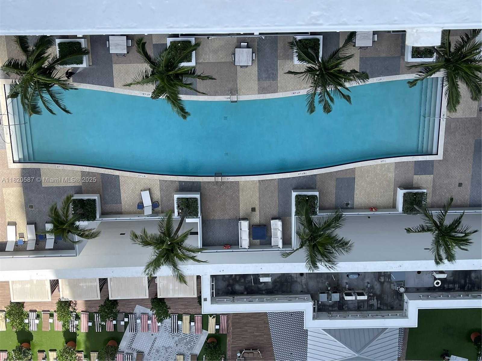 Small Image of 60 SOUTH WEST 13TH ST #2606, Miami Number 25