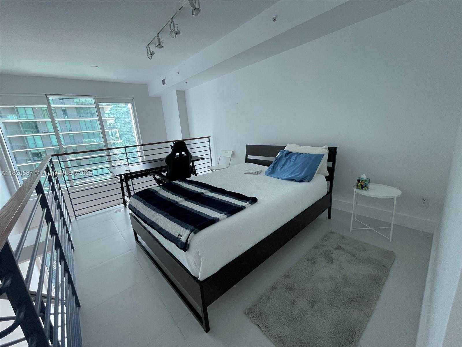 Small Image of 60 SOUTH WEST 13TH ST #2606, Miami Number 8