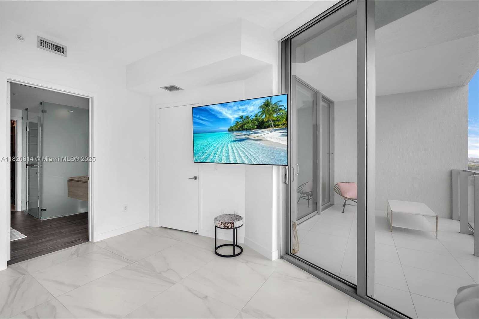 Small Image of 2900 NORTH EAST 7TH AVE #1806, Miami Number 18