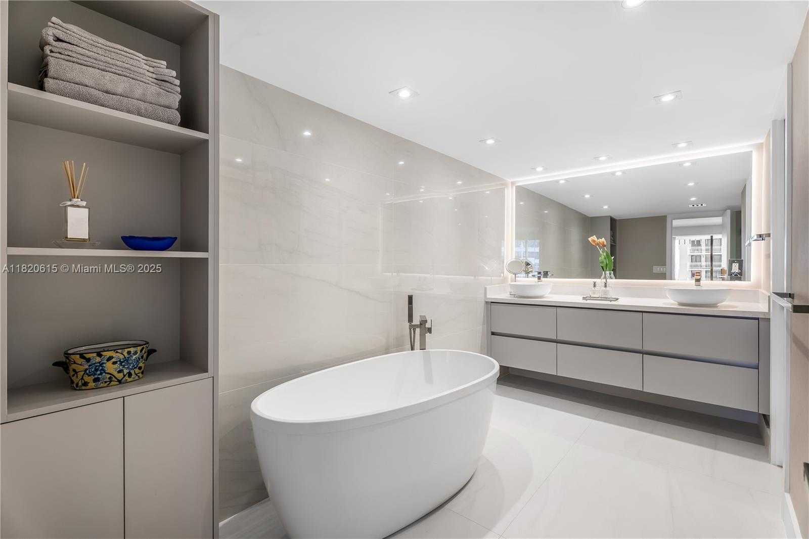 Small Image of 3 GROVE ISLE DR #C602, Miami Number 16