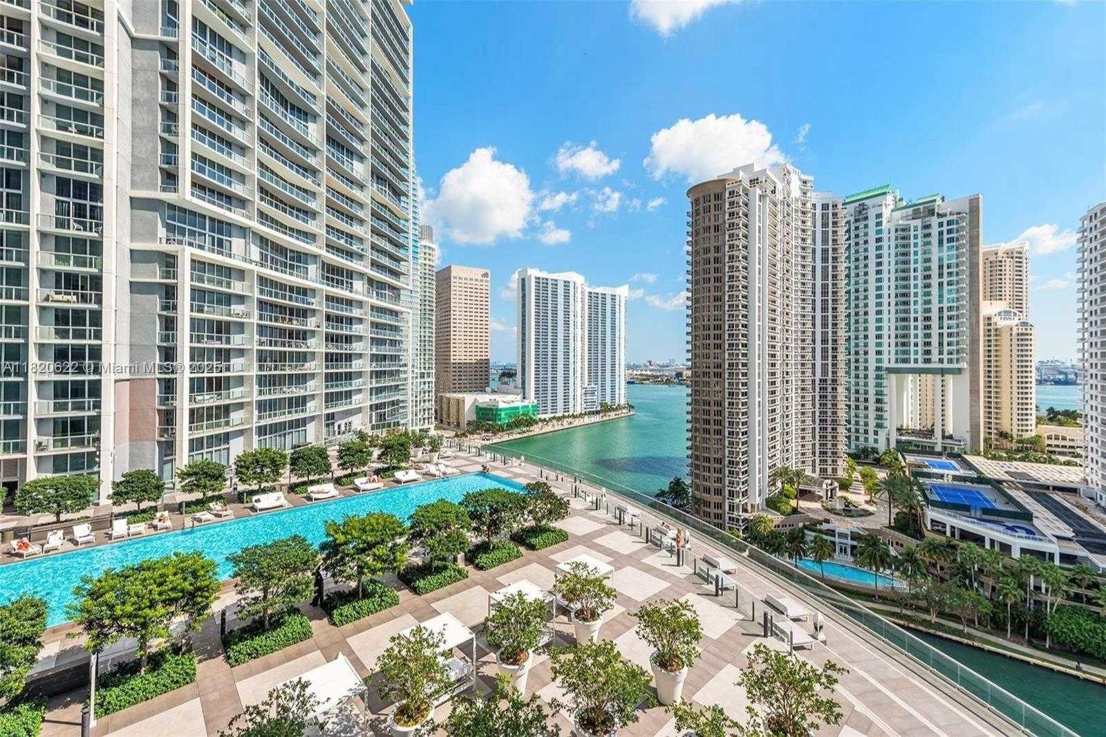 Small Image of 485 BRICKELL AVE #2009, Miami Number 35