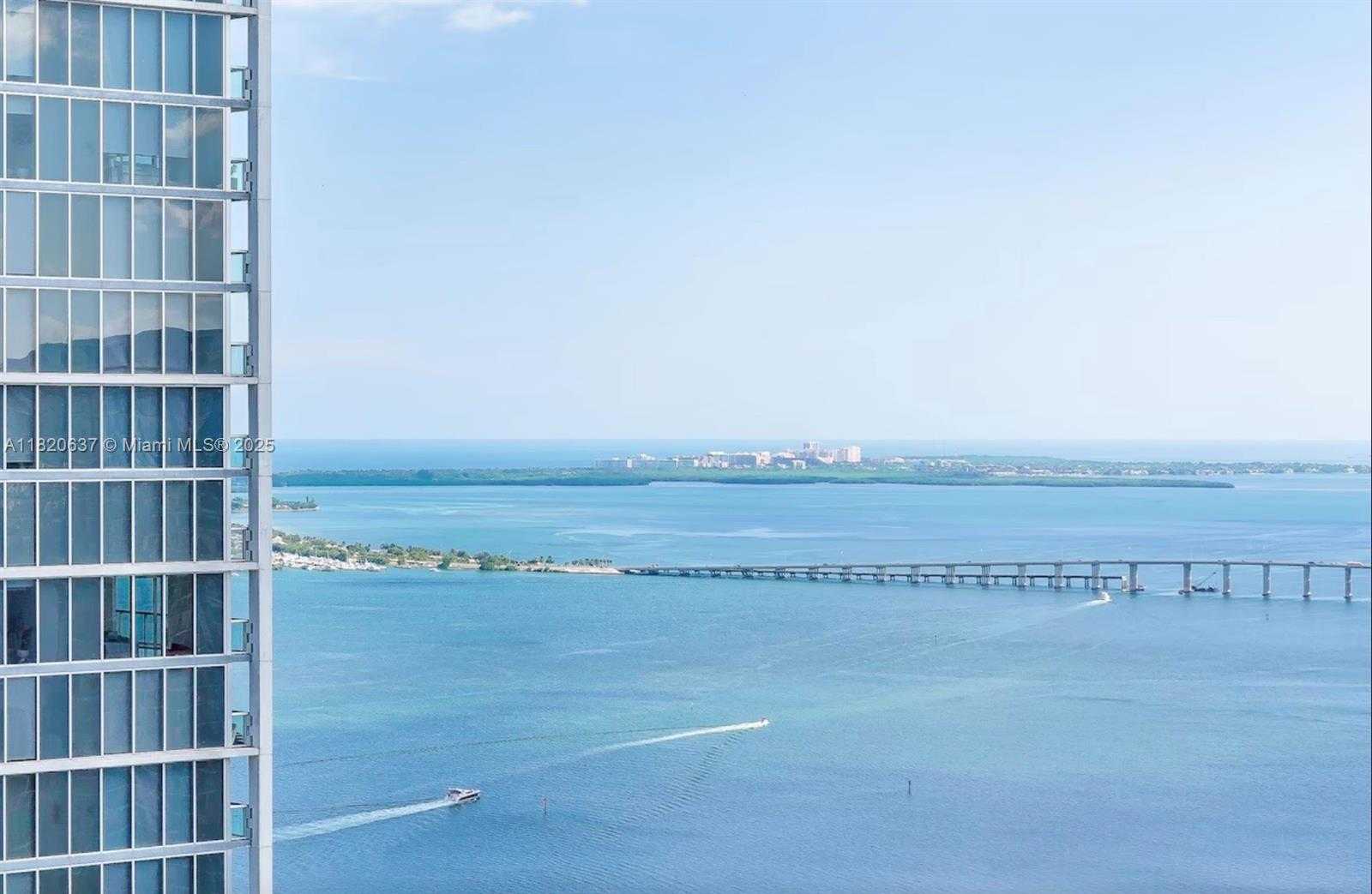 Small Image of 485 BRICKELL AVE #3410, Miami Number 5