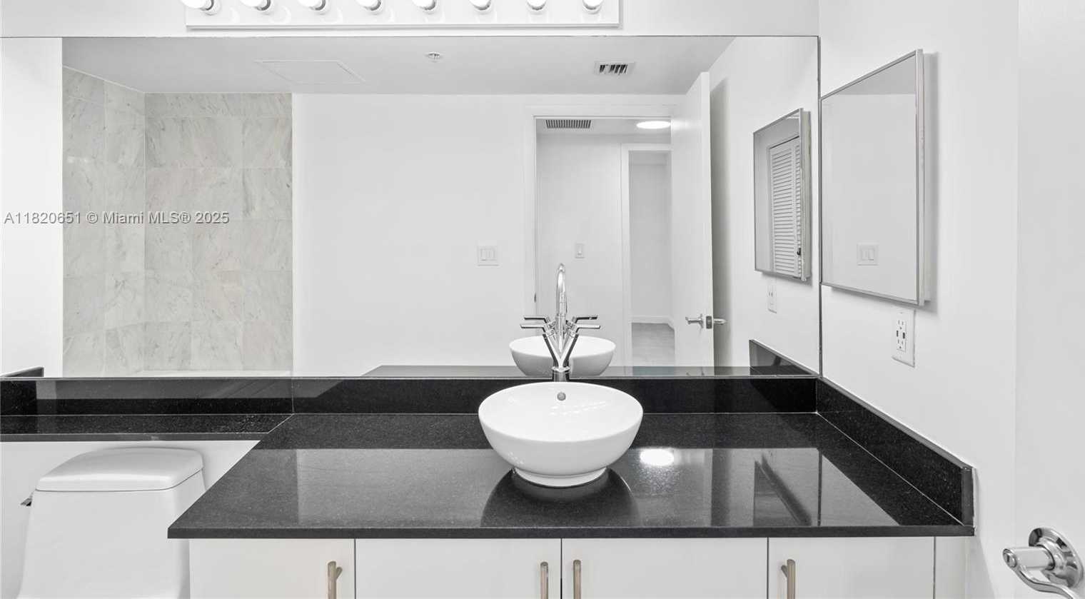 Small Image of 31 SOUTH EAST 5TH ST #707, Miami Number 11