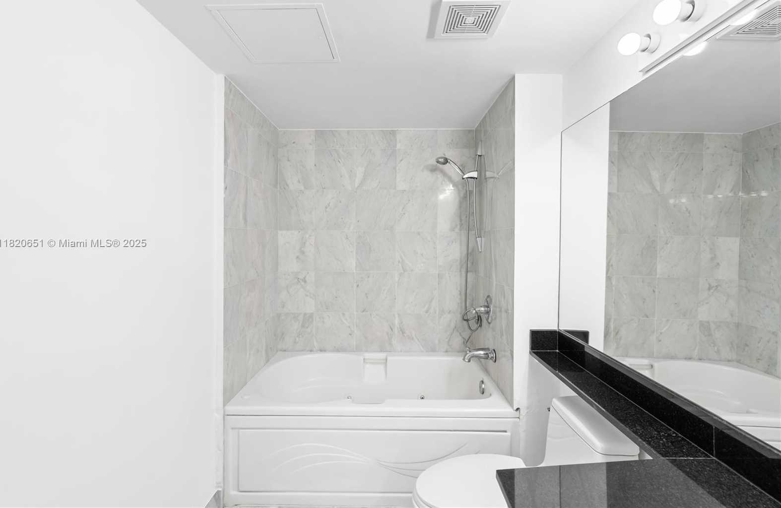 Small Image of 31 SOUTH EAST 5TH ST #707, Miami Number 12