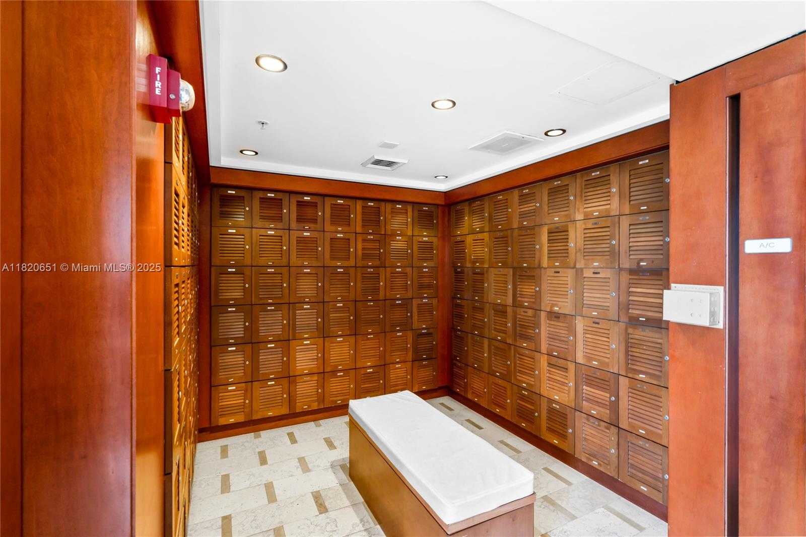 Small Image of 31 SOUTH EAST 5TH ST #707, Miami Number 31