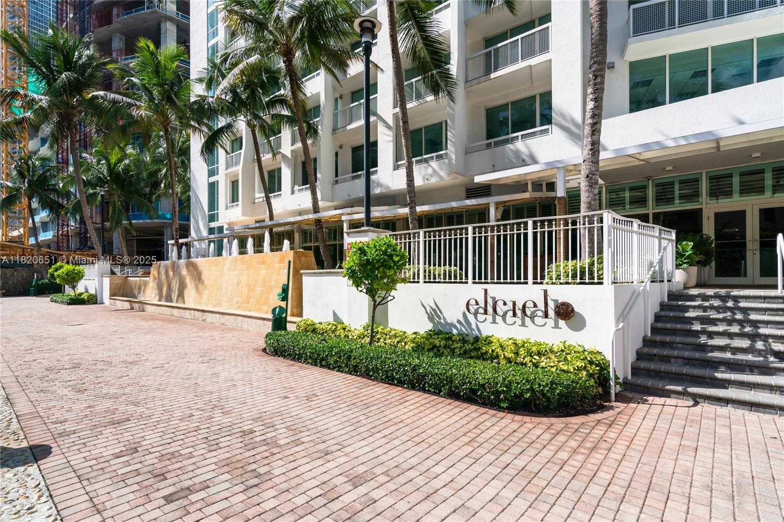 Small Image of 31 SOUTH EAST 5TH ST #707, Miami Number 38