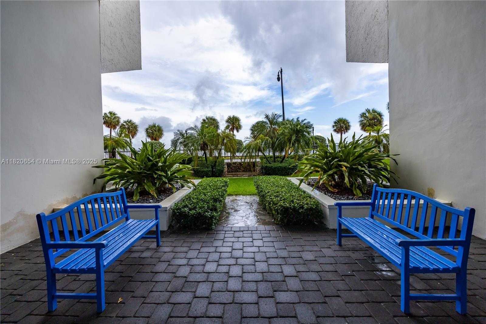 Small Image of 1440 BRICKELL BAY #307, Miami Number 32