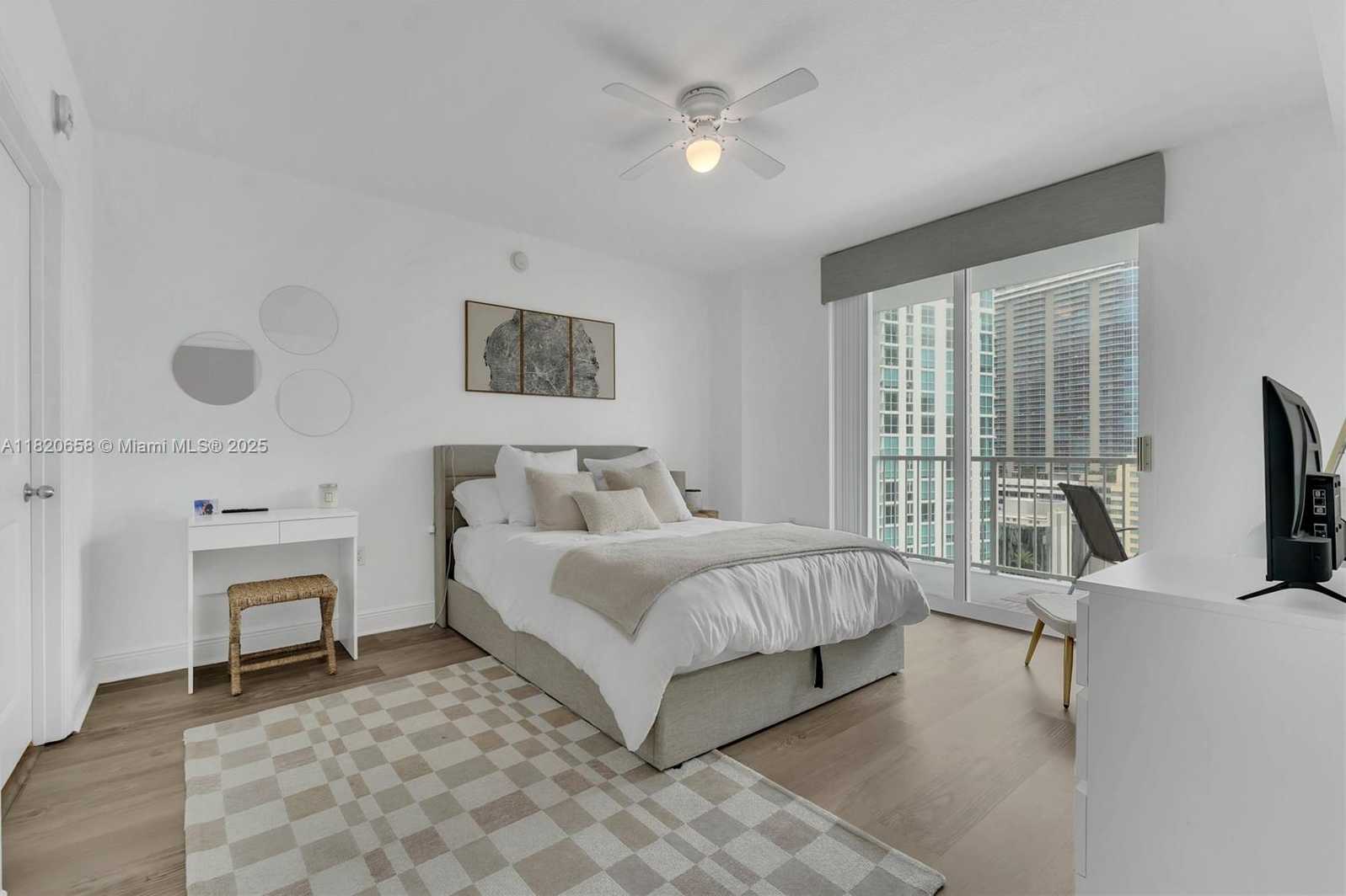 Small Image of 1250 SOUTH MIAMI AVE #2210, Miami Number 13