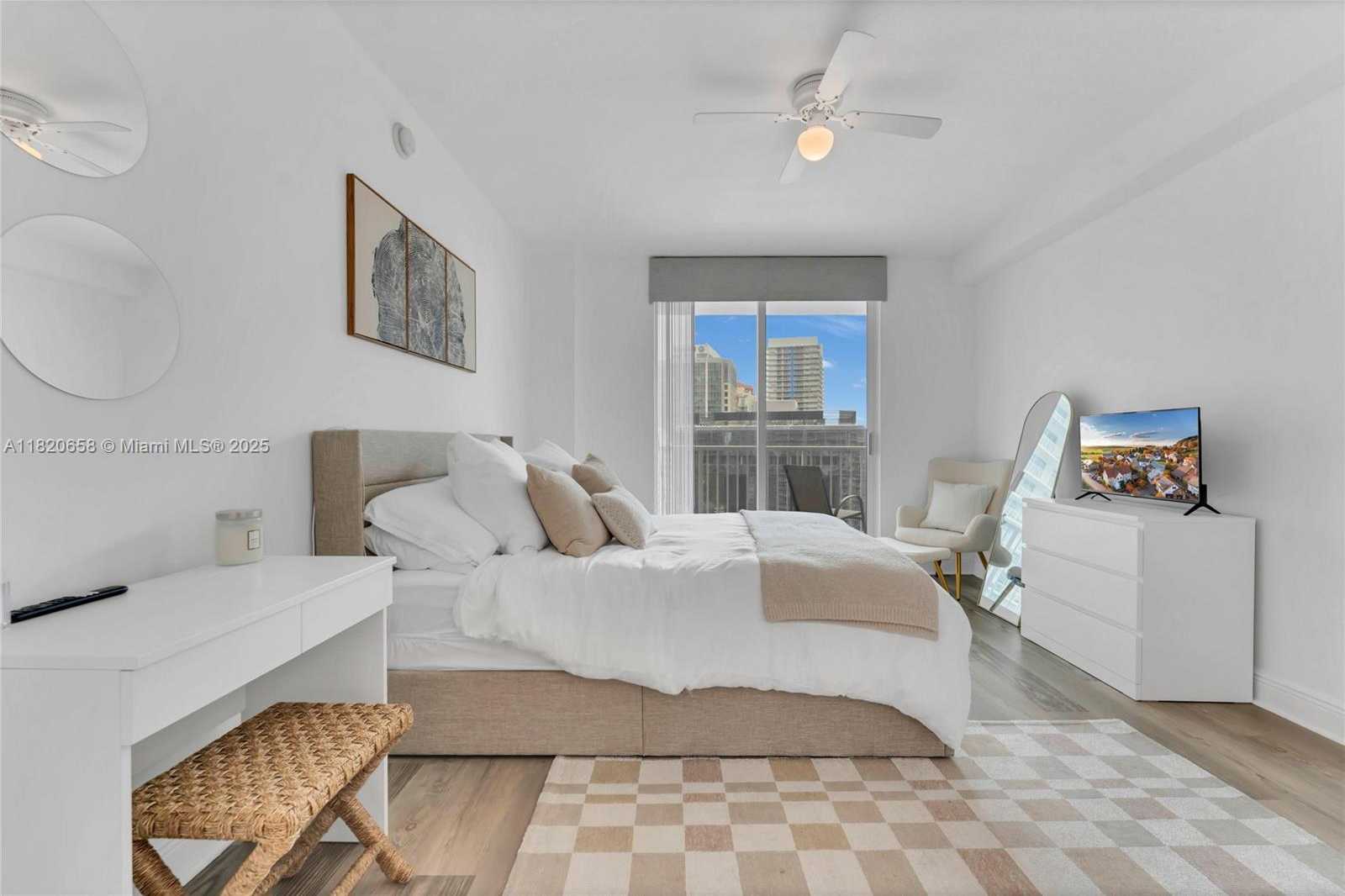 Small Image of 1250 SOUTH MIAMI AVE #2210, Miami Number 14
