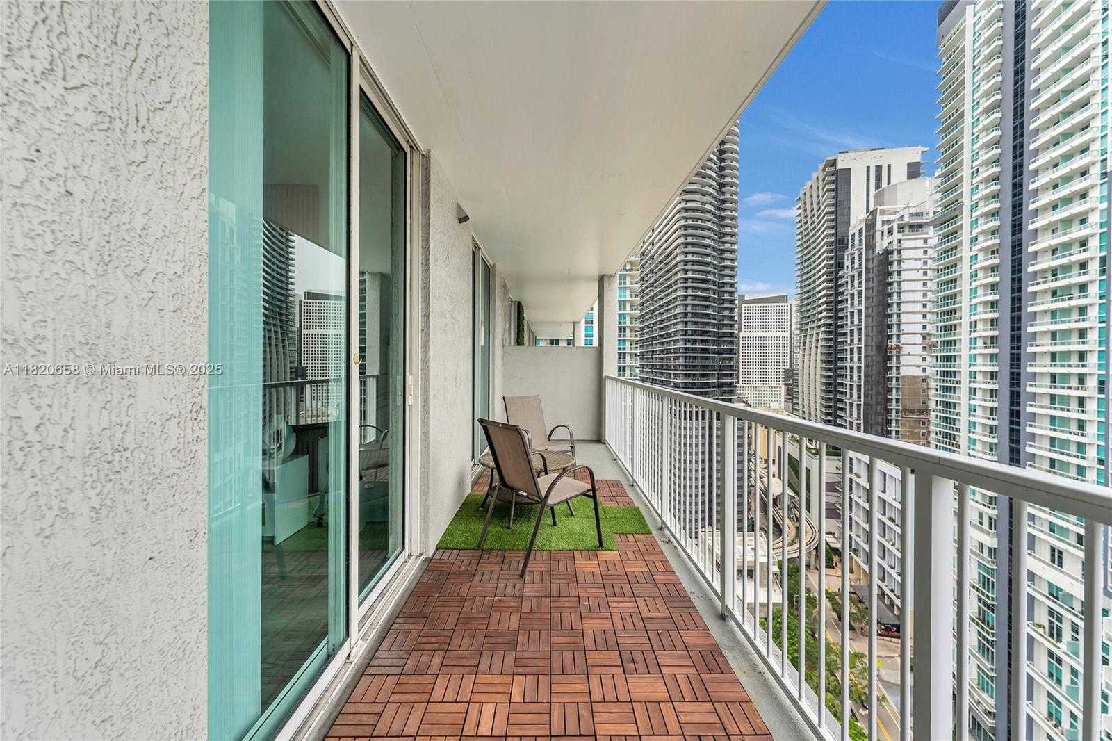 Small Image of 1250 SOUTH MIAMI AVE #2210, Miami Number 23