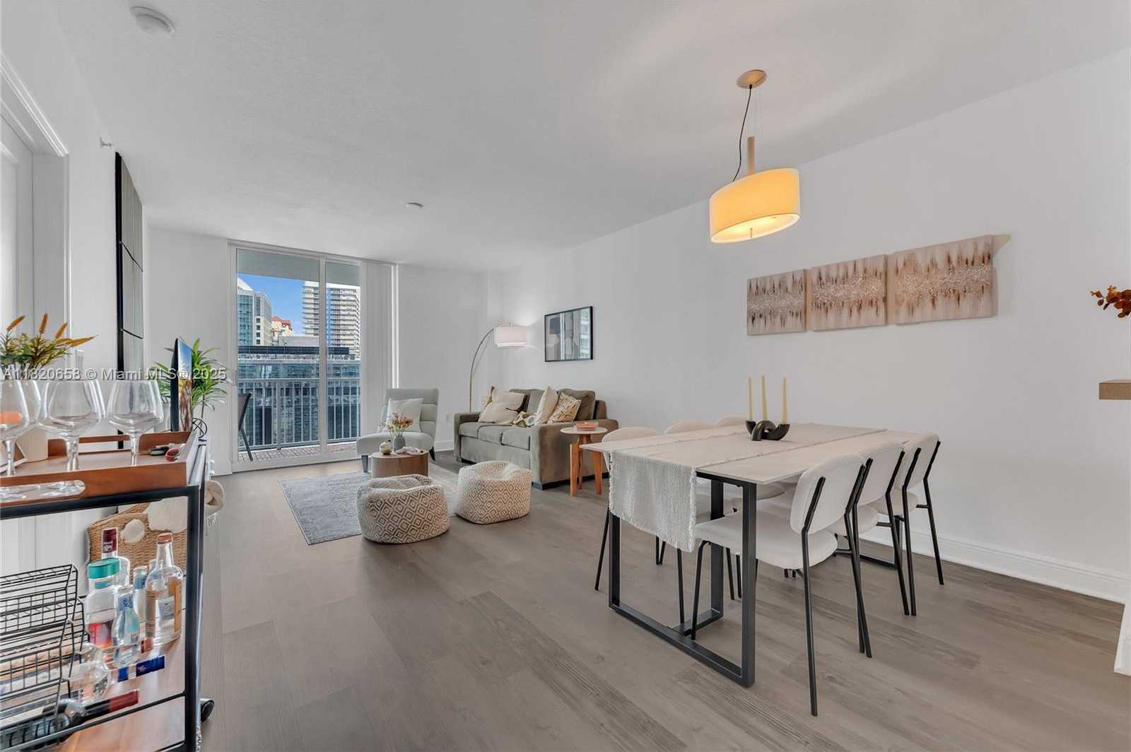 Small Image of 1250 SOUTH MIAMI AVE #2210, Miami Number 4
