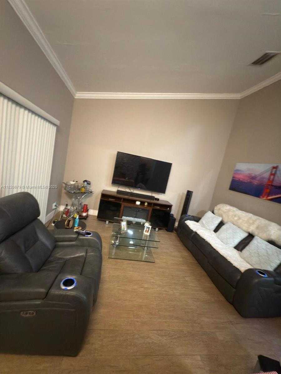 Small Image of 13959 SOUTH WEST 91ST TER #13959, Miami Number 3