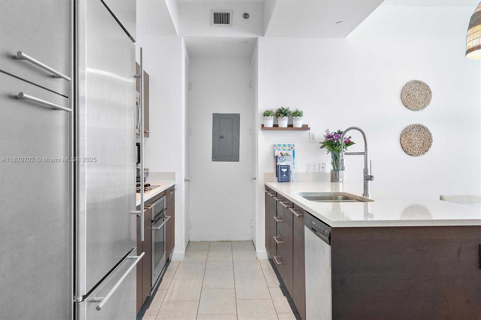 Small Image of 55 SOUTH EAST 6TH ST #4305, Miami Number 15