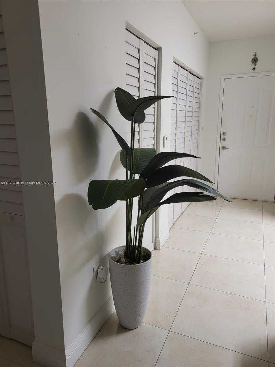Small Image of 5099 NORTH WEST 7TH ST #205, Miami Number 4