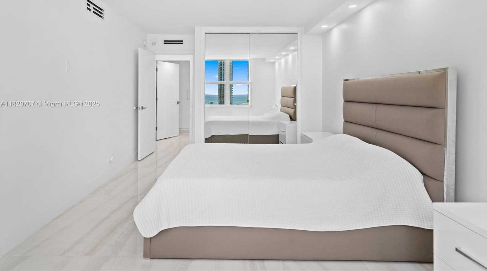 Small Image of 230 174TH ST #1119, Sunny Isles Beach Number 19