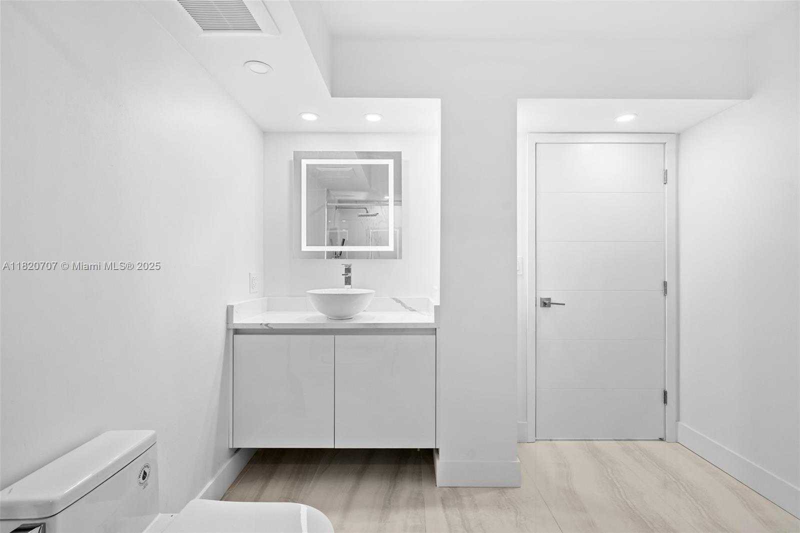 Small Image of 230 174TH ST #1119, Sunny Isles Beach Number 27