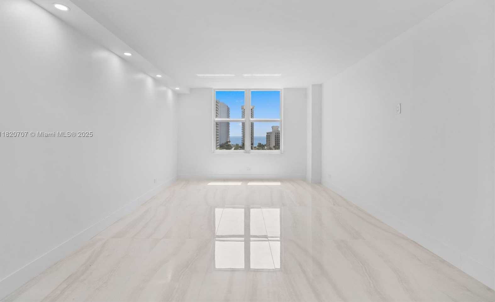 Small Image of 230 174TH ST #1119, Sunny Isles Beach Number 32