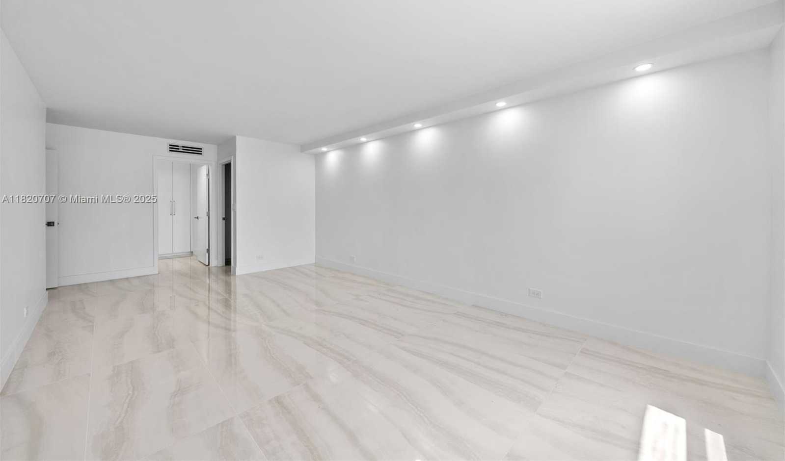 Small Image of 230 174TH ST #1119, Sunny Isles Beach Number 33