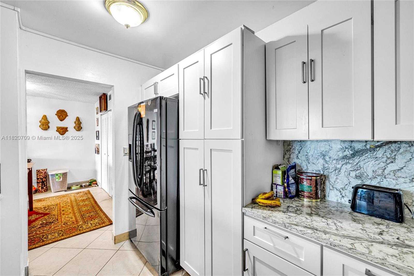Small Image of 100 BAYVIEW DR #228, Sunny Isles Beach Number 16