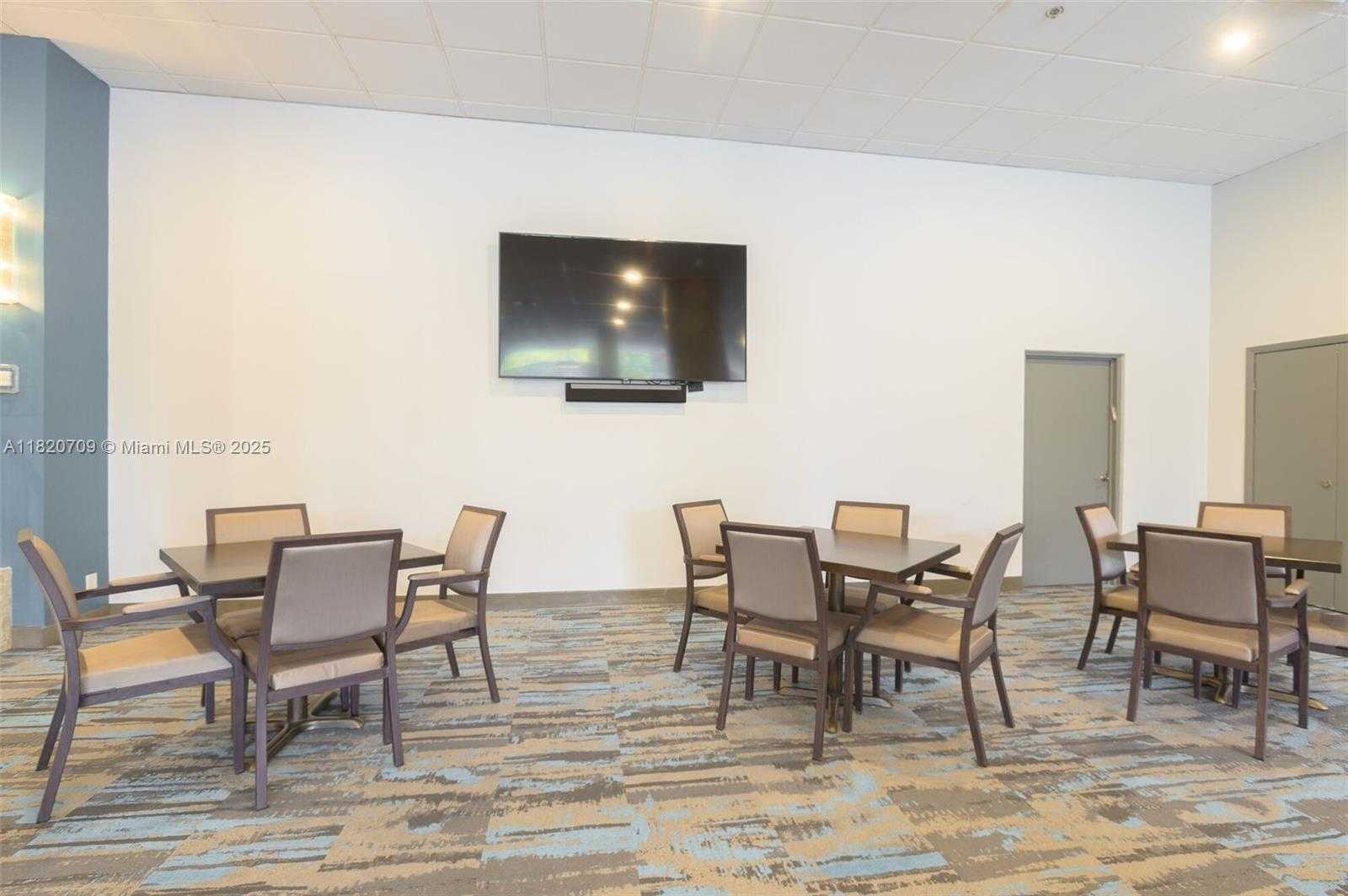 Small Image of 100 BAYVIEW DR #228, Sunny Isles Beach Number 35