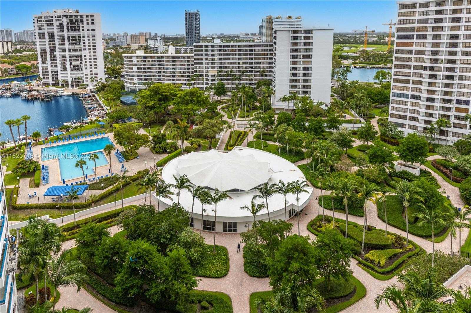 Small Image of 2500 PARKVIEW DRIVE #1717, Hallandale Beach Number 2