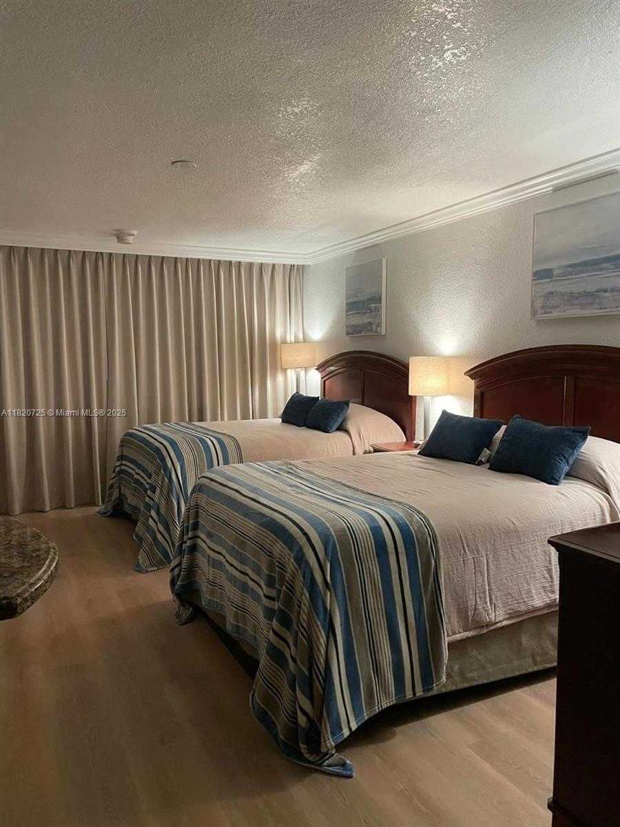 Small Image of 19201 COLLINS AVE #1101, Sunny Isles Beach Number 11