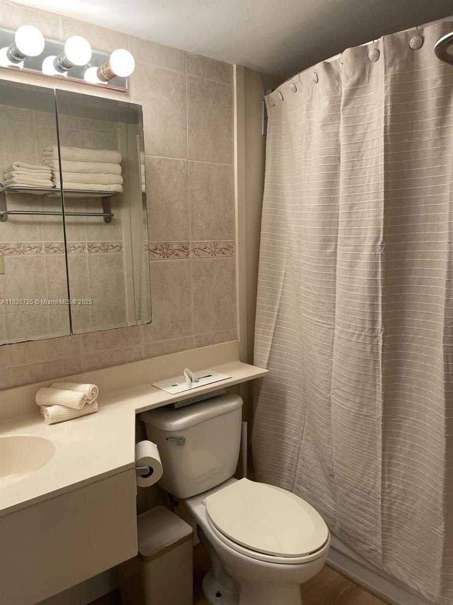 Small Image of 19201 COLLINS AVE #1101, Sunny Isles Beach Number 12