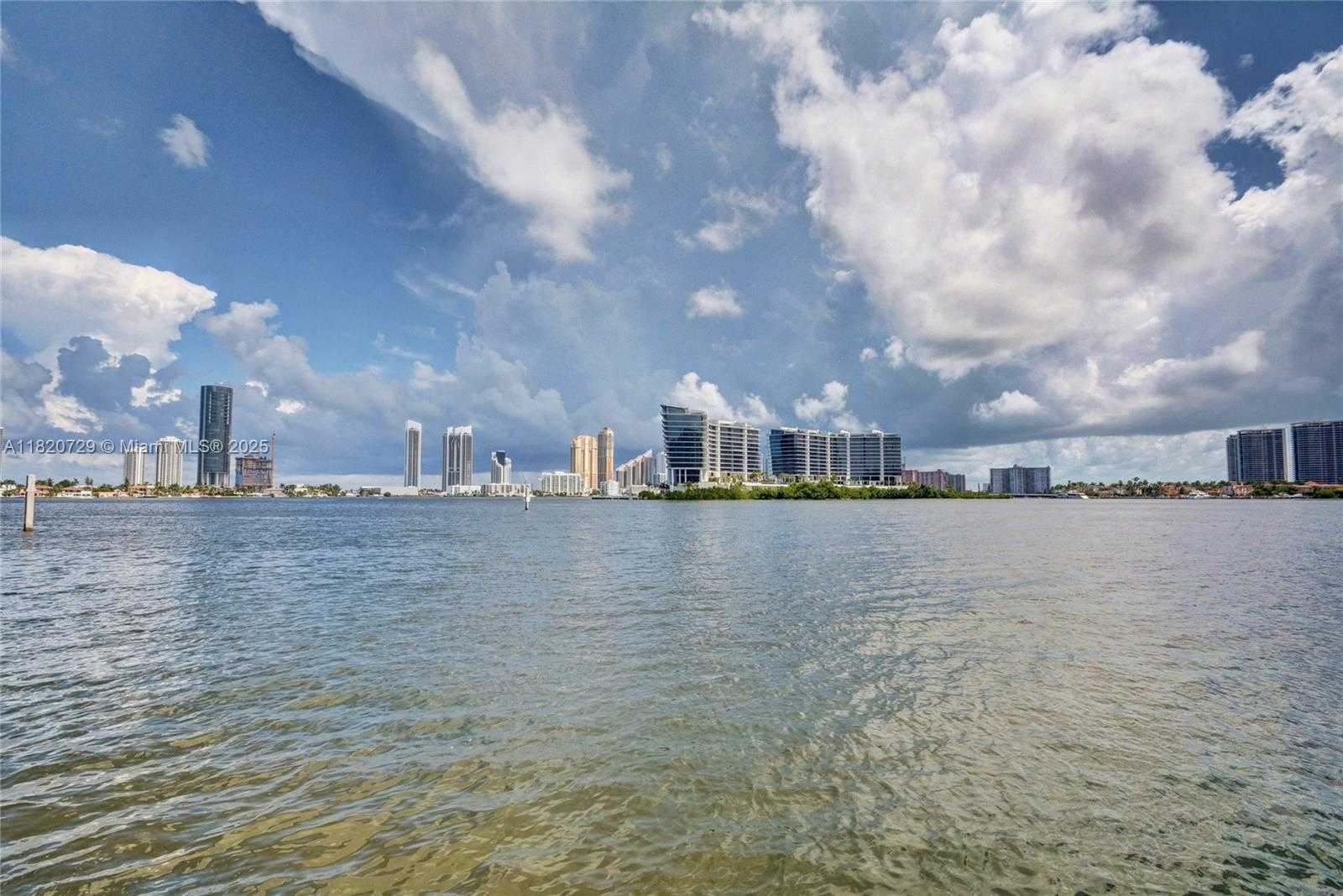 Small Image of 3370 HIDDEN BAY DR #3115, Aventura Number 12