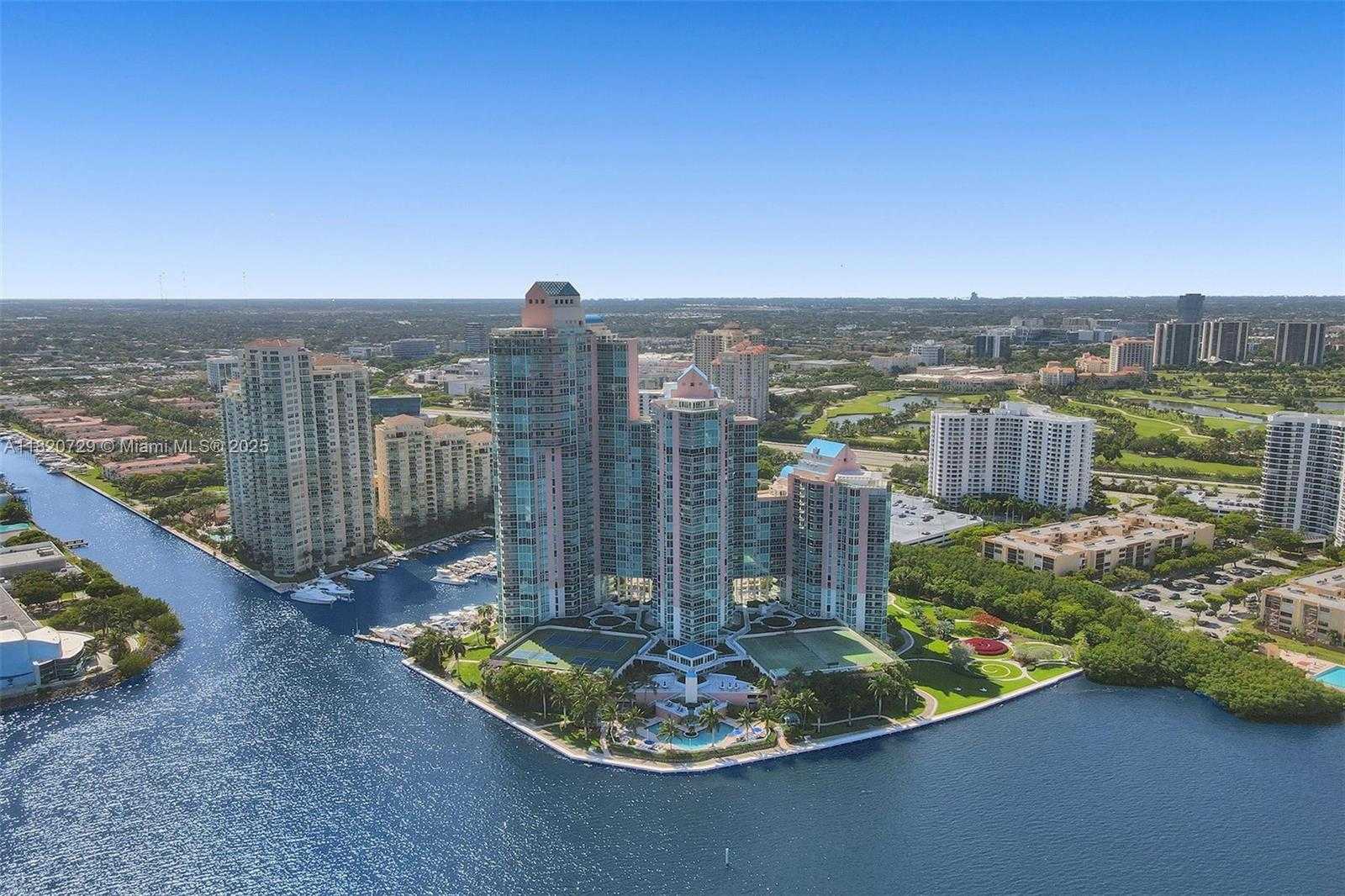 Small Image of 3370 HIDDEN BAY DR #3115, Aventura Number 26