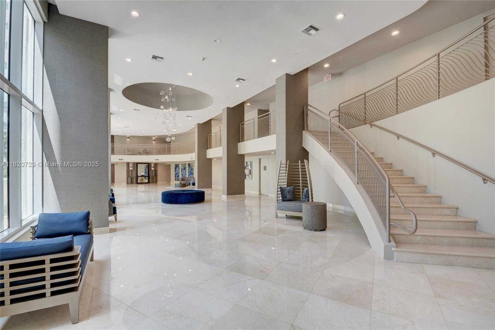 Small Image of 3370 HIDDEN BAY DR #3115, Aventura Number 6