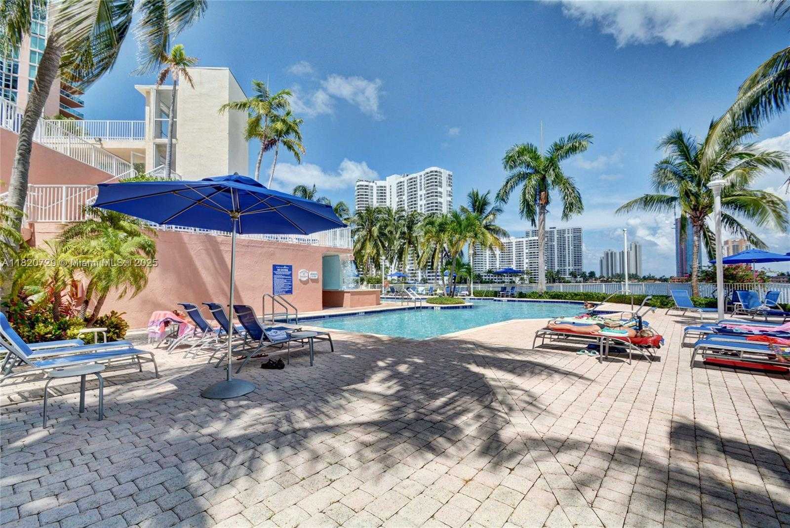 Small Image of 3370 HIDDEN BAY DR #3115, Aventura Number 9