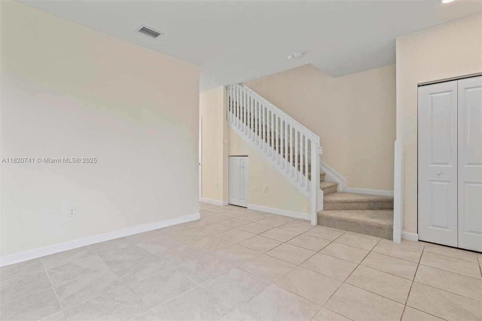 Small Image of 3411 WEST 112TH TER, Hialeah Number 11