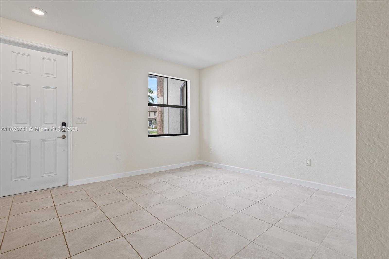 Small Image of 3411 WEST 112TH TER, Hialeah Number 13